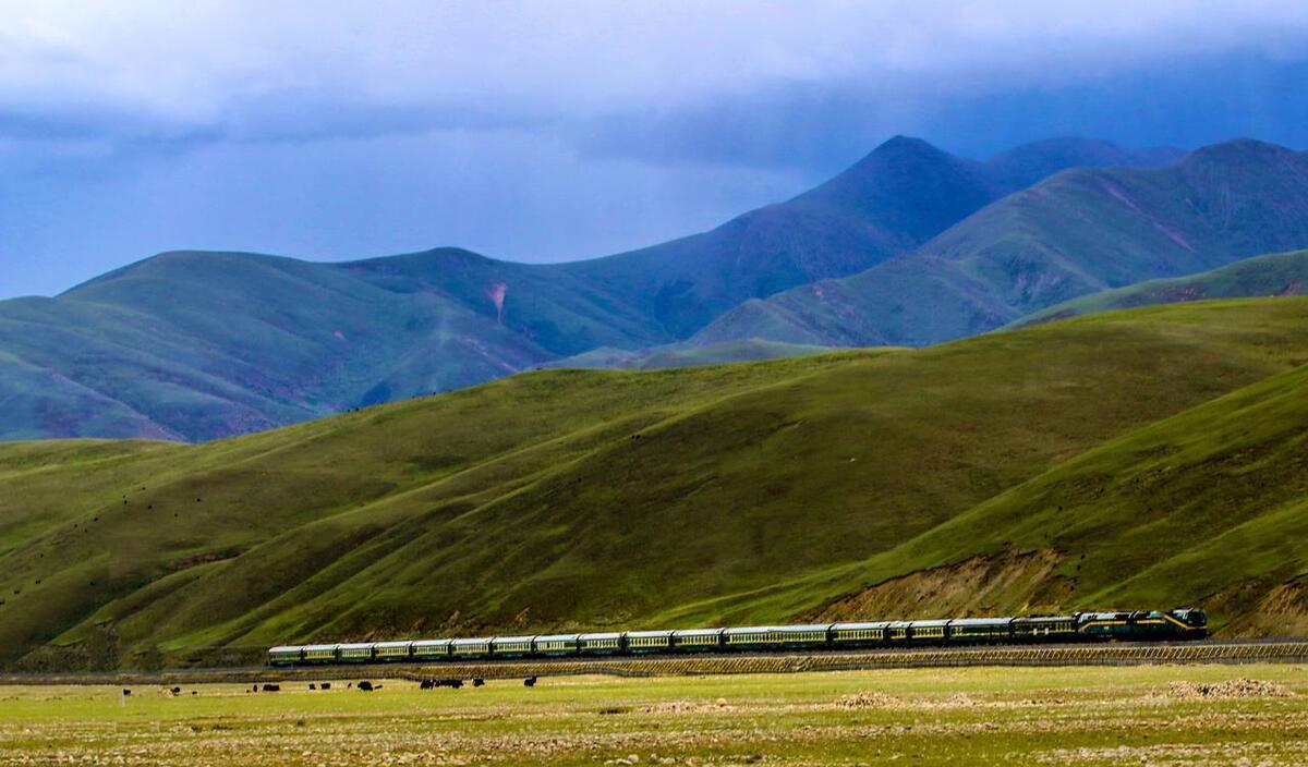烏魯木齊坐火車到廣州幾個小時_烏魯木齊廣州火車票票價查詢_廣州至烏魯木齊火車