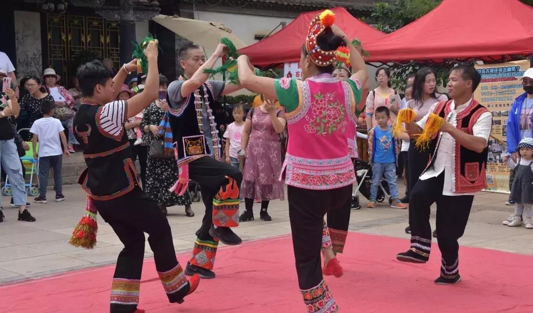 古城火車票代售點_古城火車站_古城小火車