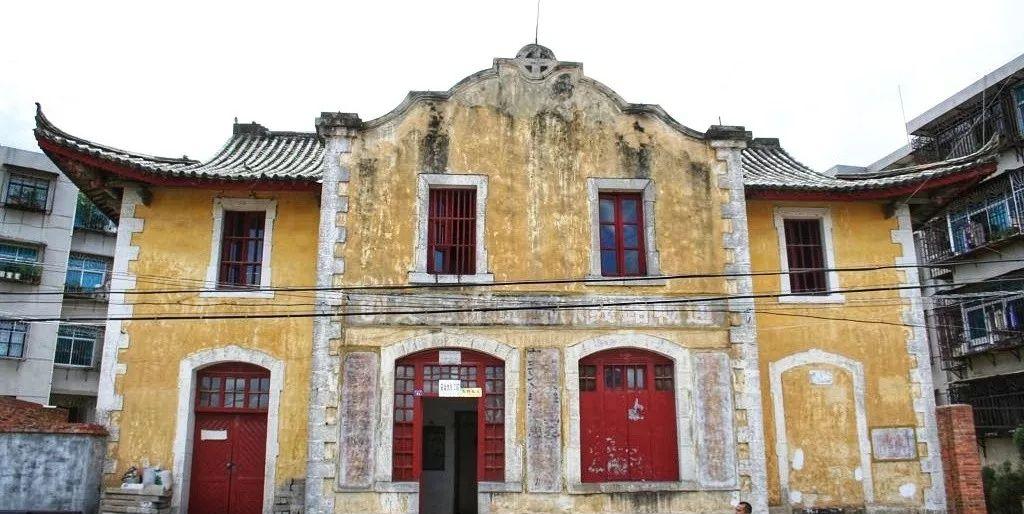 火車古鎮(zhèn)_古城火車站是哪個(gè)城市_古城小火車