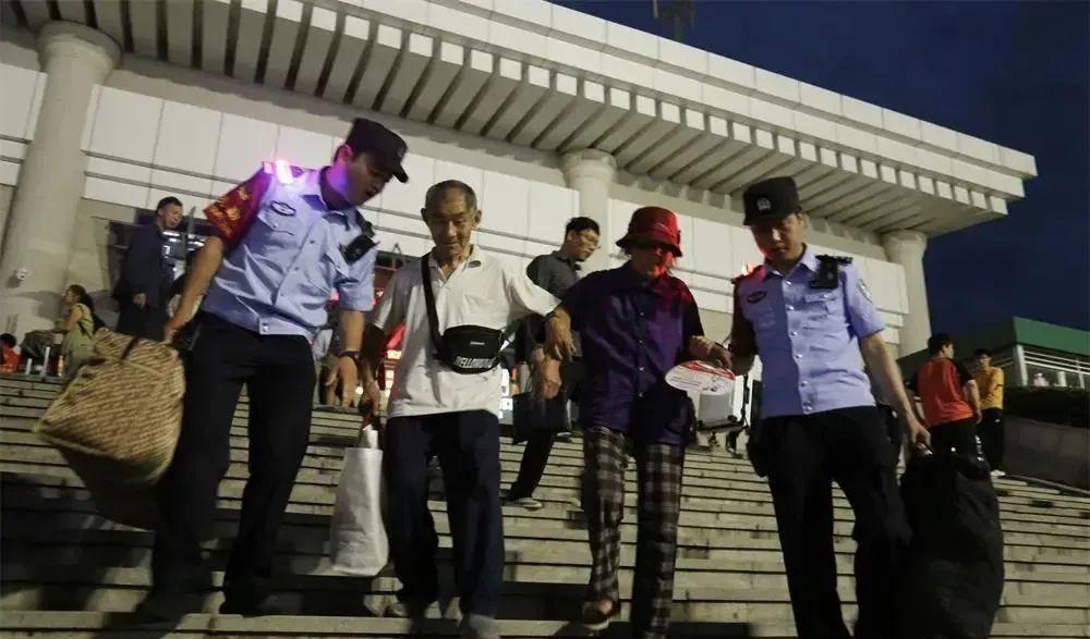 成都到隴南火車_成都到隴南火車在哪個(gè)車站上車_成都到隴南火車站