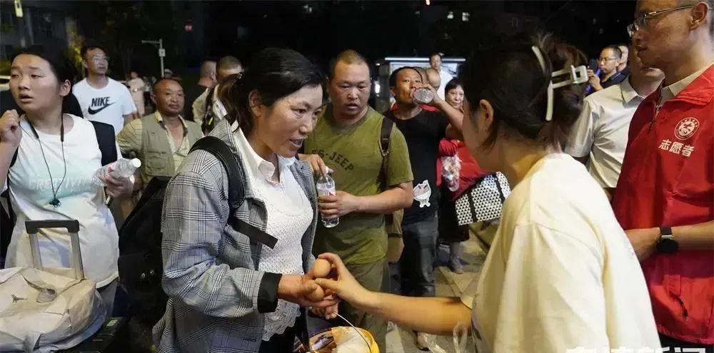 成都到隴南火車_成都到隴南火車在哪個(gè)車站上車_成都到隴南火車站