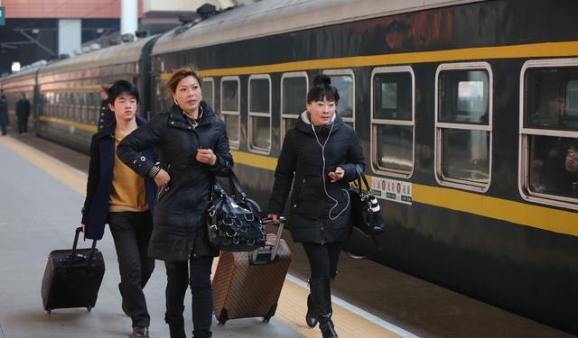 佳木斯火車站在哪個位置_佳木斯火車站進站時刻表_佳木斯幾個火車站