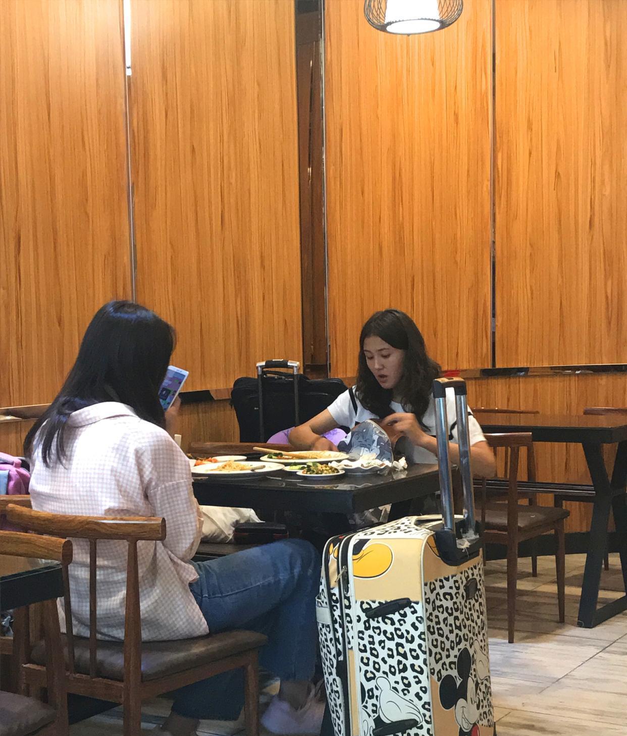 火車站附近小吃_火車站附近美食城_火車站附近美食