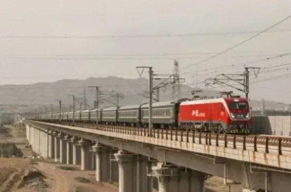 到新疆烏魯木齊的火車(chē)_烏魯木齊至新疆_烏魯木齊到內(nèi)地火車(chē)