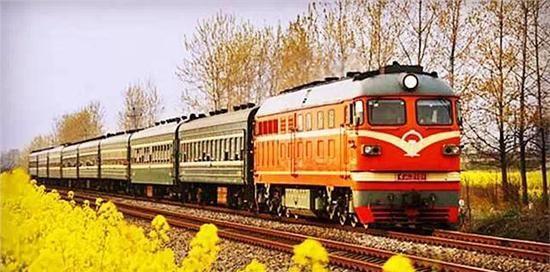 乘坐聊城至鄭州列車，感受歷史與現代交錯之美，體驗旅途風景