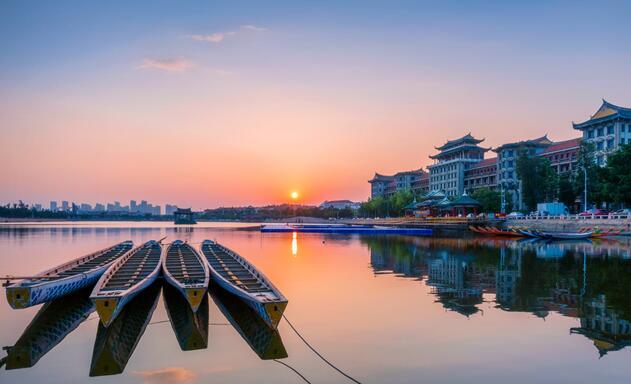 長春至三亞：一路向南，領略北國銀裝到熱帶海濱的絕美之旅