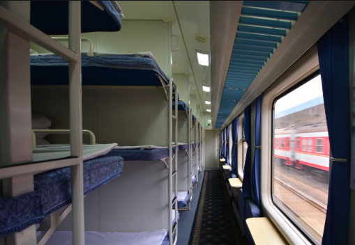 火車上硬臥和軟臥的區(qū)別_火車上軟臥硬臥有什么區(qū)別_火車硬臥和軟臥哪個劃算