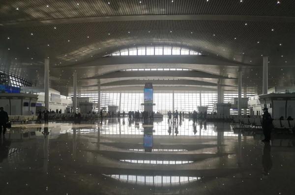 12 月 26 日，日照至蘭考高速鐵路曲阜至菏澤至莊寨段開通運營