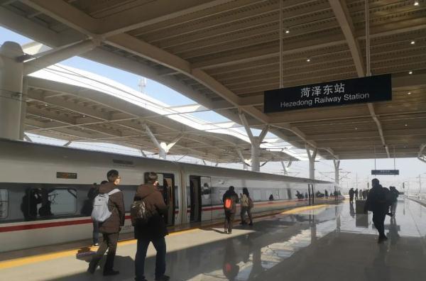 曹縣到菏澤的火車_曹縣到菏澤火車多長時間_曹縣到菏澤火車站多遠