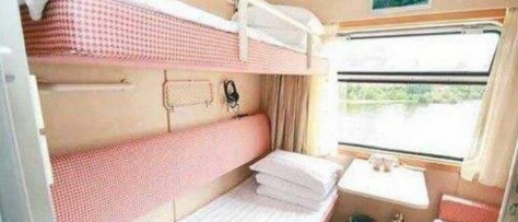 火車出行經(jīng)久不衰，硬座、硬臥、軟臥的價格和乘坐感受有何差距？
