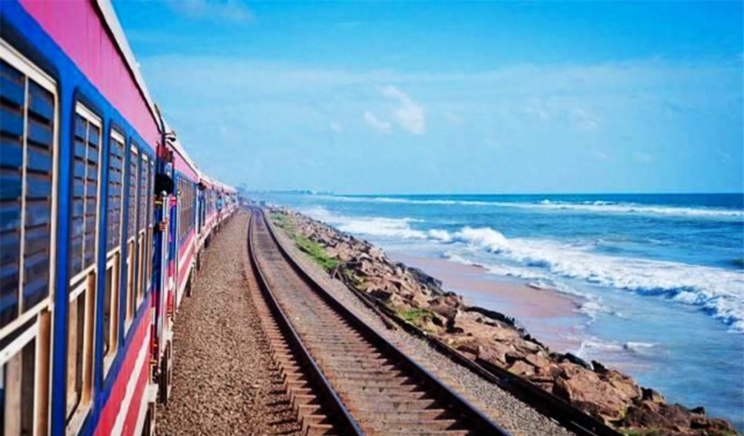 斯里蘭卡加勒海上小火車：穿越百年的美麗之旅