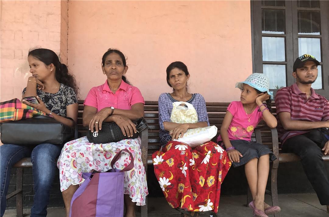 斯里蘭卡最美的風景：坐著海上小火車去旅行宛若置身童話世界