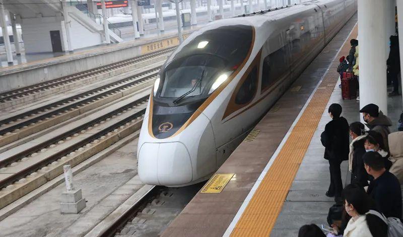 商丘火車站春運計劃加開 76 列次臨時客車，具體車次及時間公布