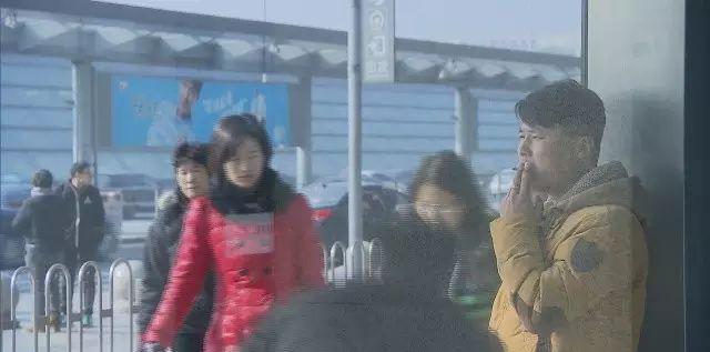 火車吸煙處照片_火車吸煙區(qū)在哪兒_火車吸煙區(qū)在哪