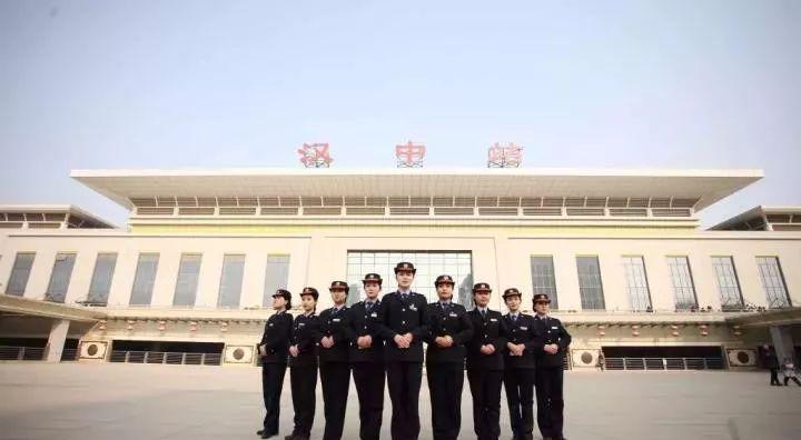 漢中火車站周邊公交線路大揭秘，方便出行必備