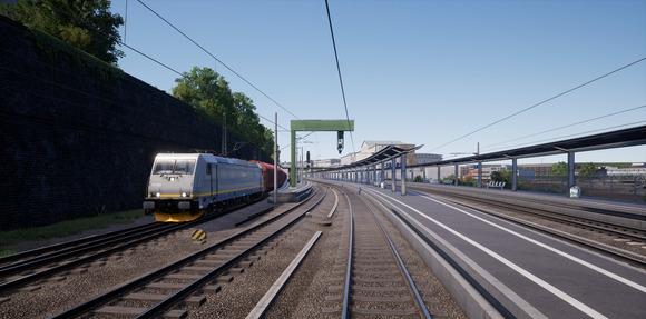 軌道火車海洋火車_火車托運汽車怎么聯系_什么火車最快