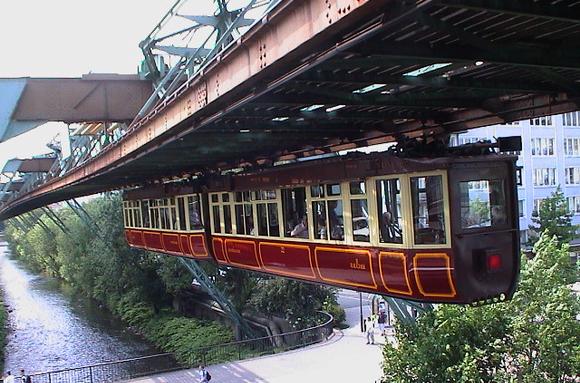 火車托運汽車怎么聯系_軌道火車海洋火車_什么火車最快