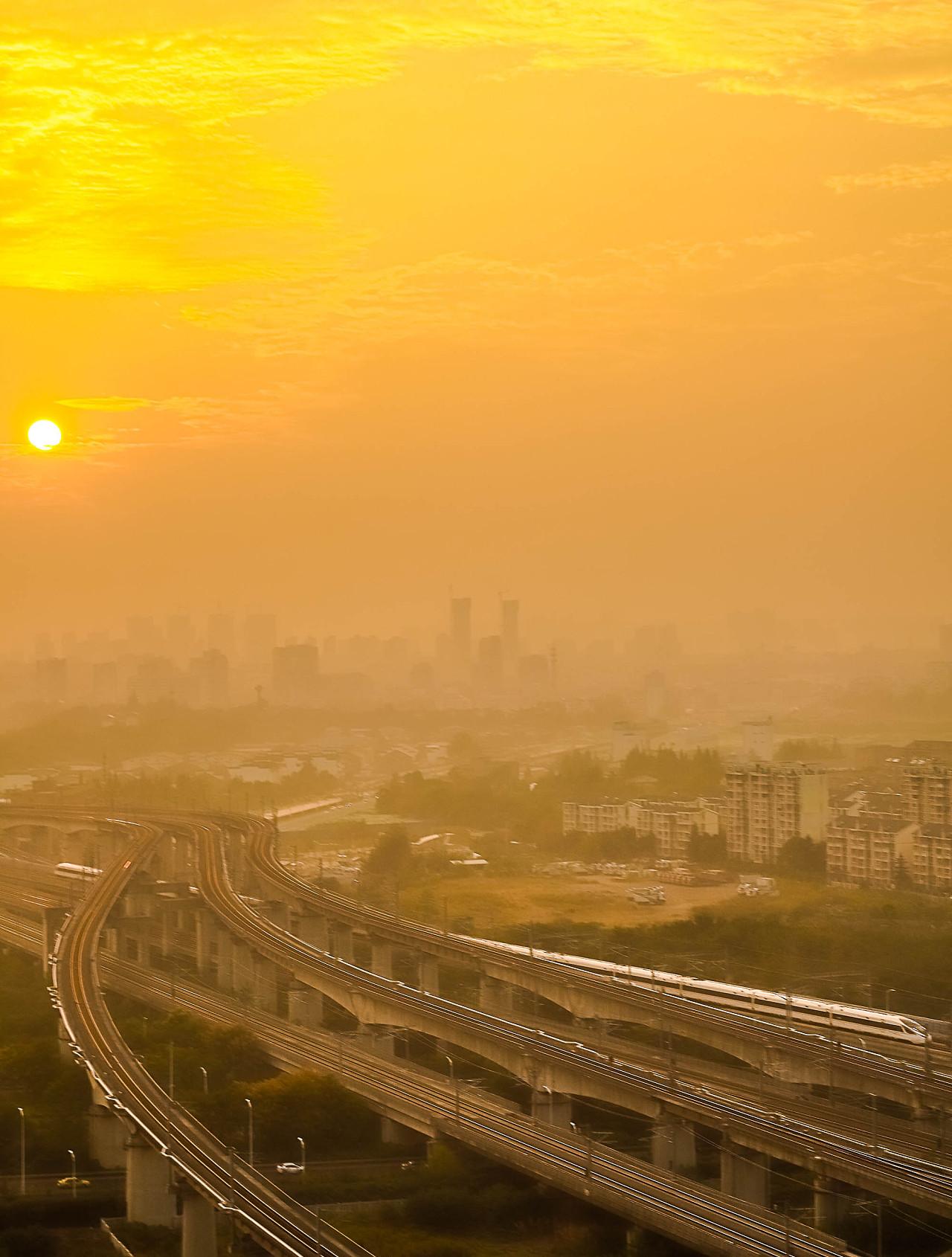 石家莊至天津列車之旅：穿越河北大地，探尋靈魂與美景的頌歌