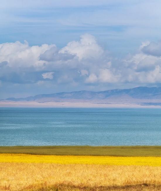 火車坐上鋪好還是下鋪好_坐在火車上_火車坐上鋪還是中鋪還是下鋪好
