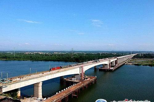 昌贛客專泰和贛江特大橋順利合龍 南昌到贛州僅需 2 小時