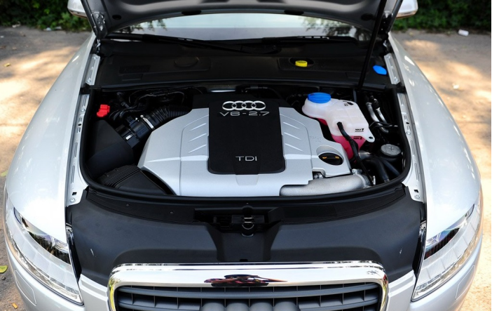 火車加什么油_火車油_火車油加滿能跑多遠(yuǎn)