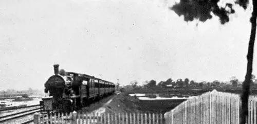 火車發(fā)展史視頻_火車發(fā)展歷程_火車發(fā)展