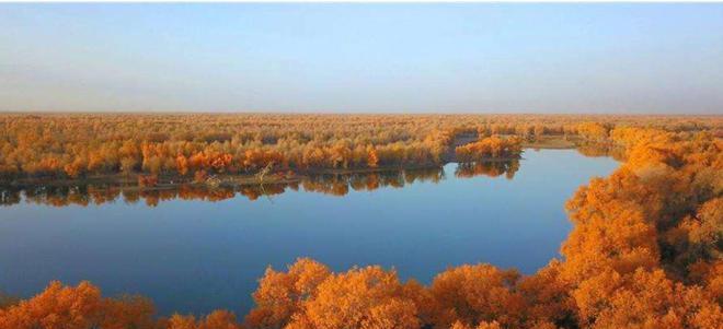 火車車站站臺_火車站臺鐵軌圖片_輪臺火車站