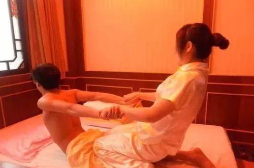 鳳凰到昆明自駕游_昆明到鳳凰古城自駕游攻略_昆明至鳳凰古城自駕多少公里