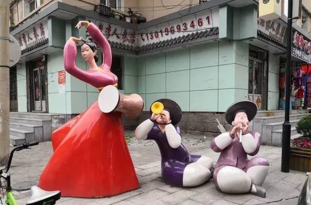 鳳凰到昆明自駕游_昆明至鳳凰古城自駕多少公里_昆明到鳳凰古城自駕游攻略