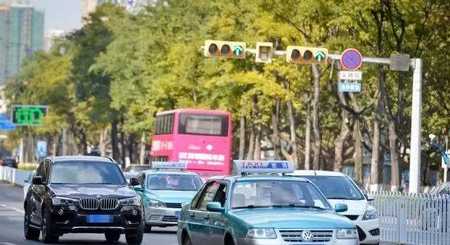 從昆明火車站到機場_昆明機場到火車站有車嗎_火車昆明機場站到機場多遠