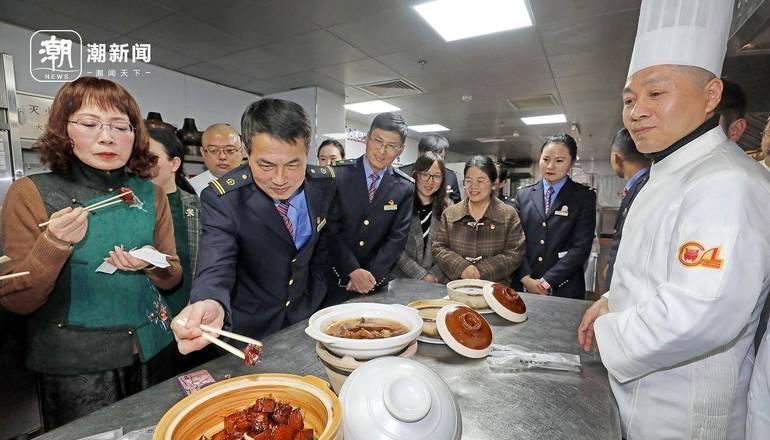 有氧火車_火車上的氧氣是從哪來的_火車上的氧氣