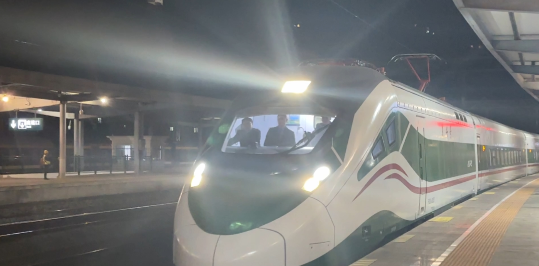 廣州-成都火車_成都廣州火車時刻表_成都至廣州火車