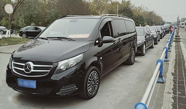 重慶租車7座奔馳商務(wù)車收費(fèi)標(biāo)準(zhǔn)