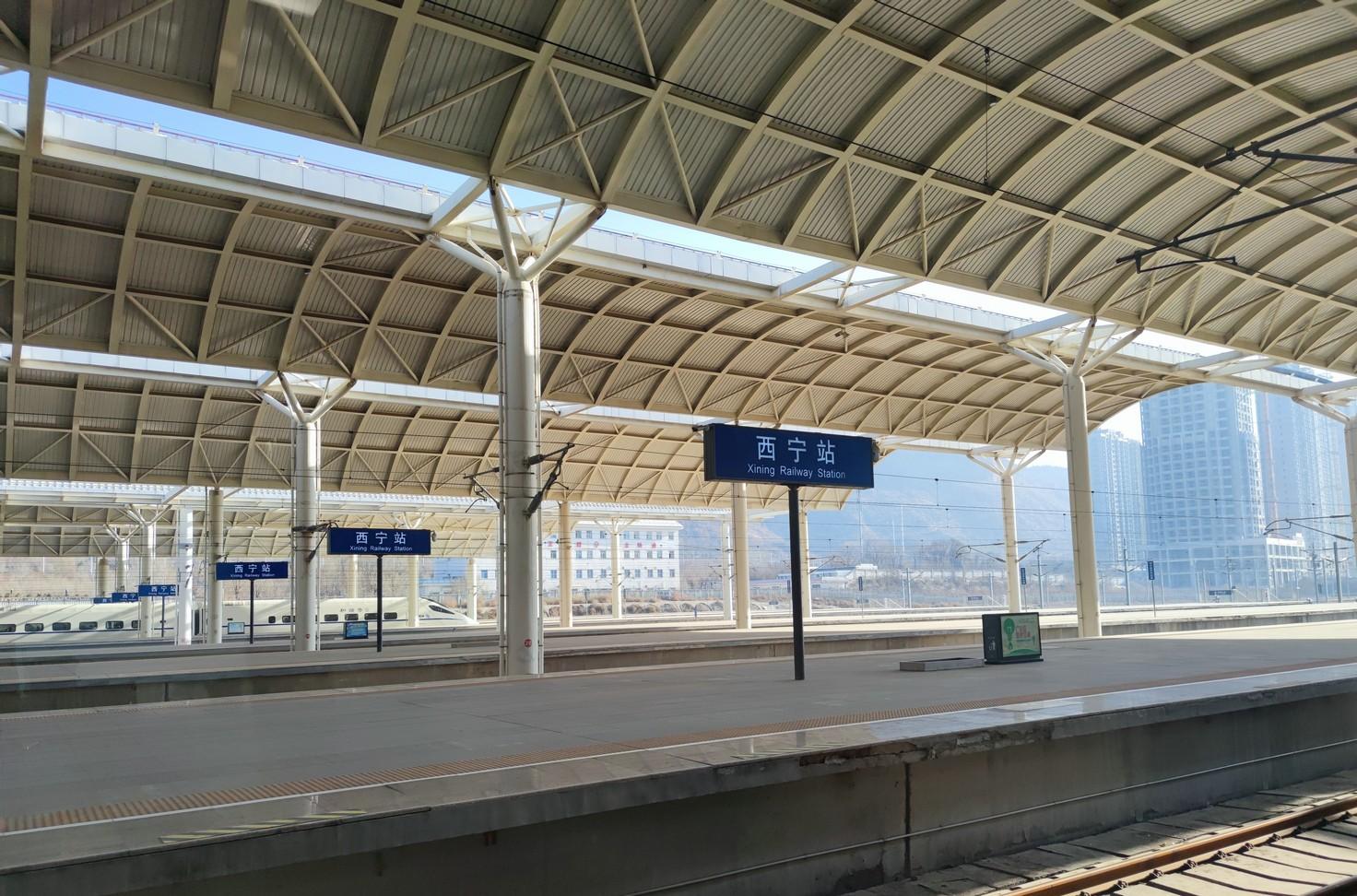 廣州到拉薩自駕游_自駕拉薩廣州游到哪個城市_廣州自駕去拉薩往返費用