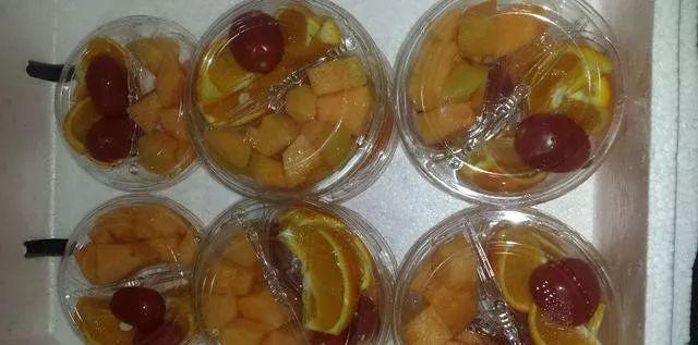 火車上吃飯吃出蟲子怎么辦_火車上有食物嗎_火車上有什么吃的