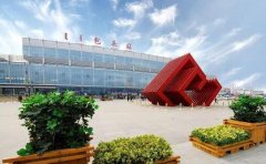 包頭火車站：旅客的溫暖驛站